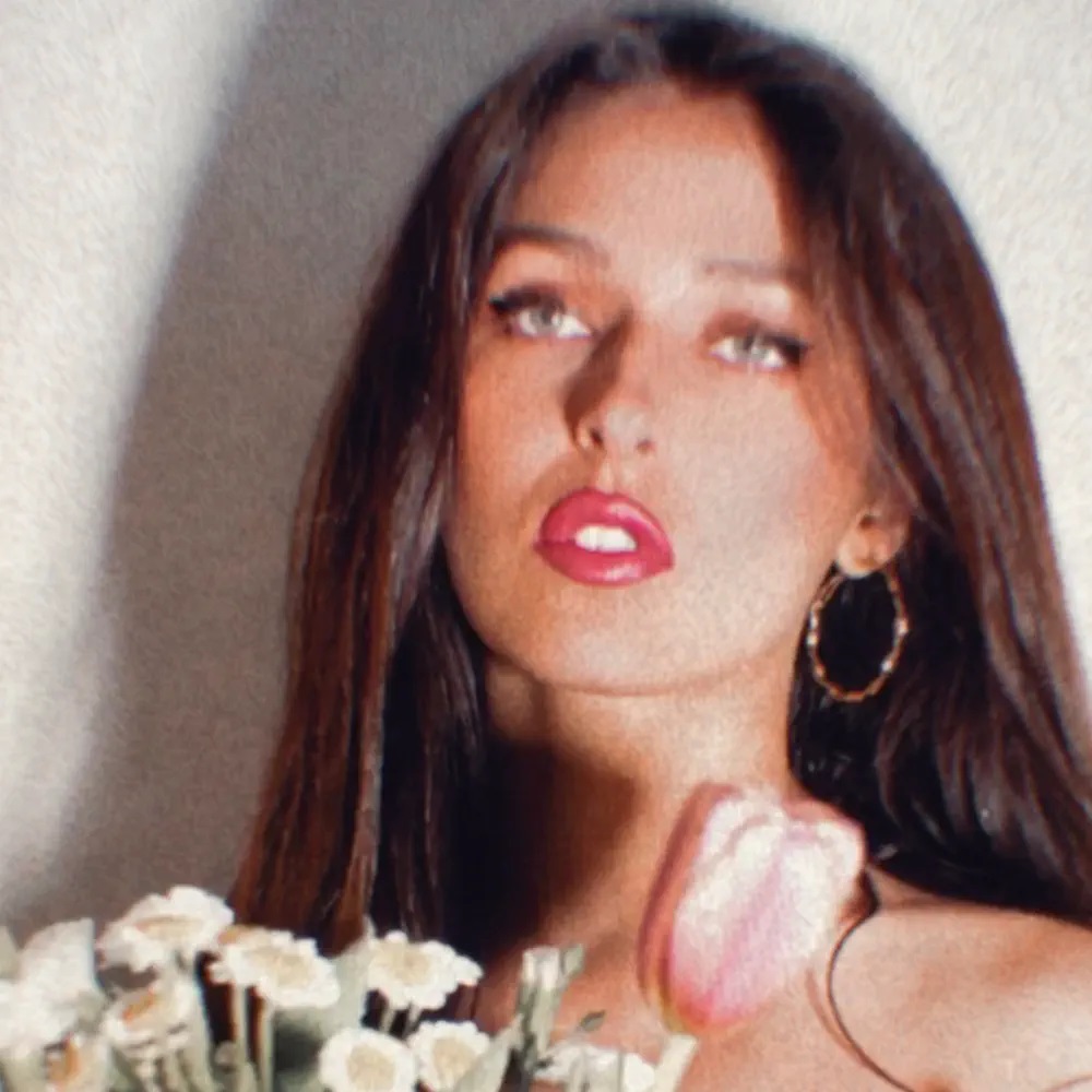 Mathilda — Dame un Beso cover artwork