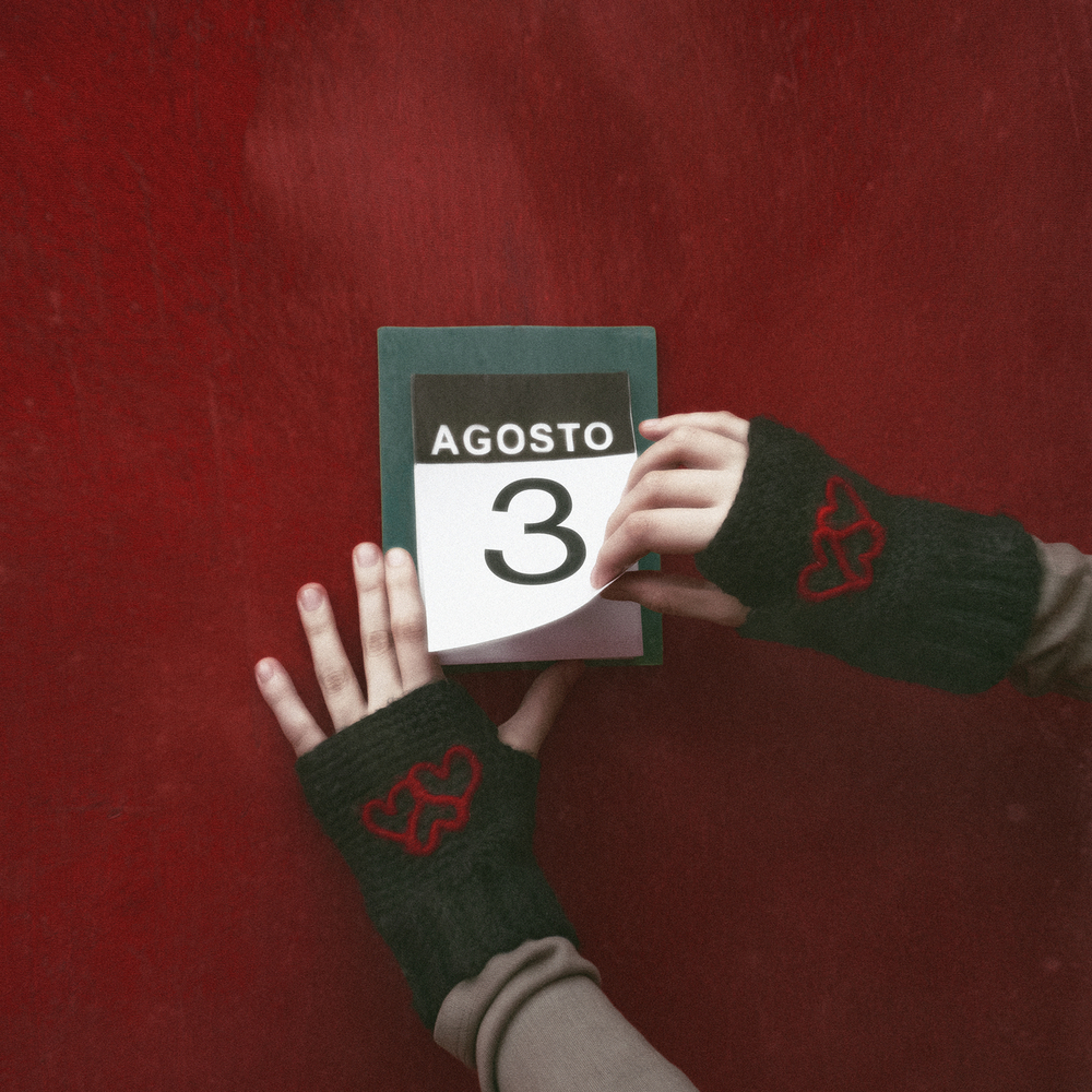 Bratty — Agosto cover artwork