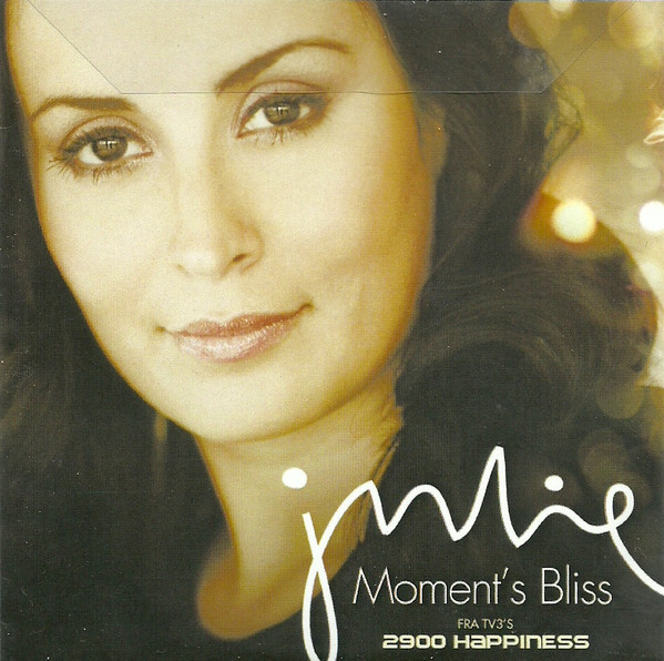Julie Berthelsen — Moment&#039;s Bliss (2900 Happiness) cover artwork