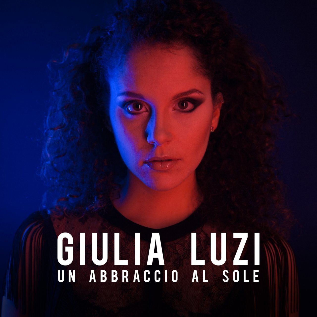 Giulia Luzi — Un abbraccio al sole cover artwork