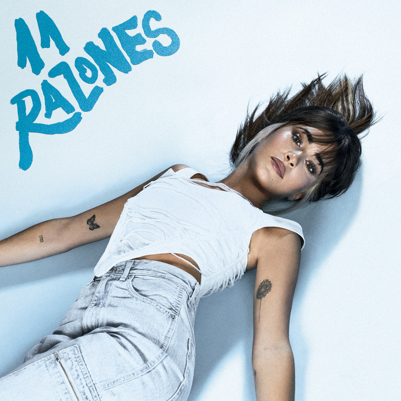 Aitana — 11 RAZONES cover artwork