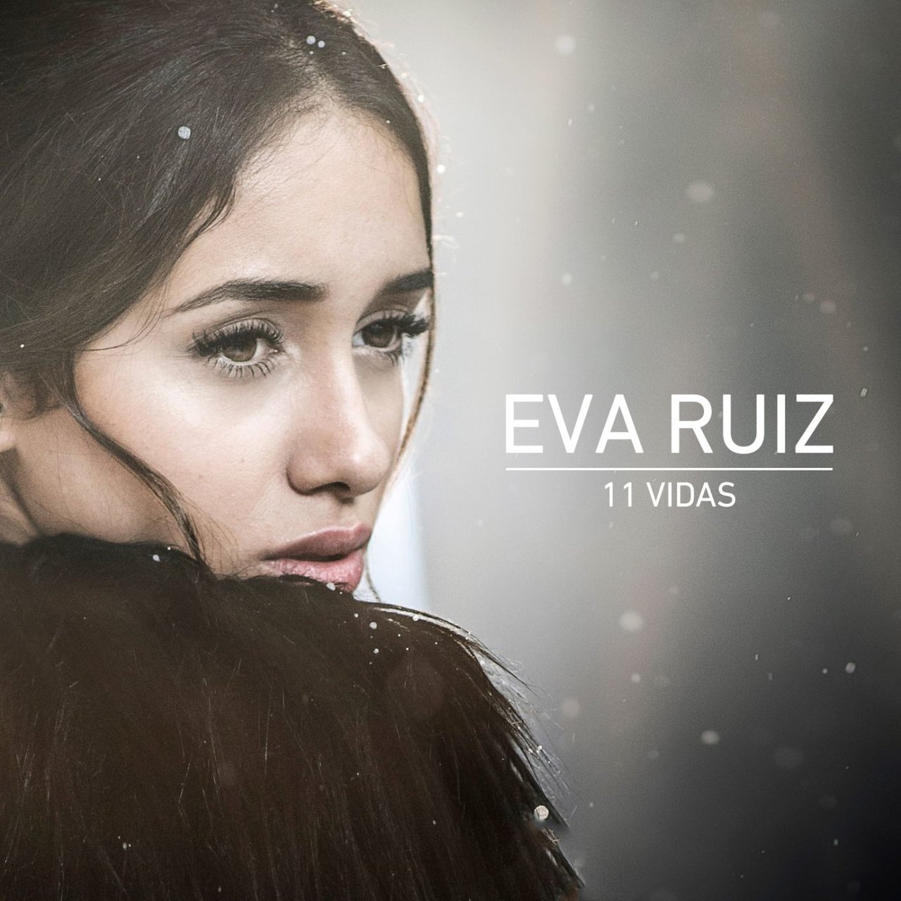 Eva Ruiz 11 Vidas cover artwork