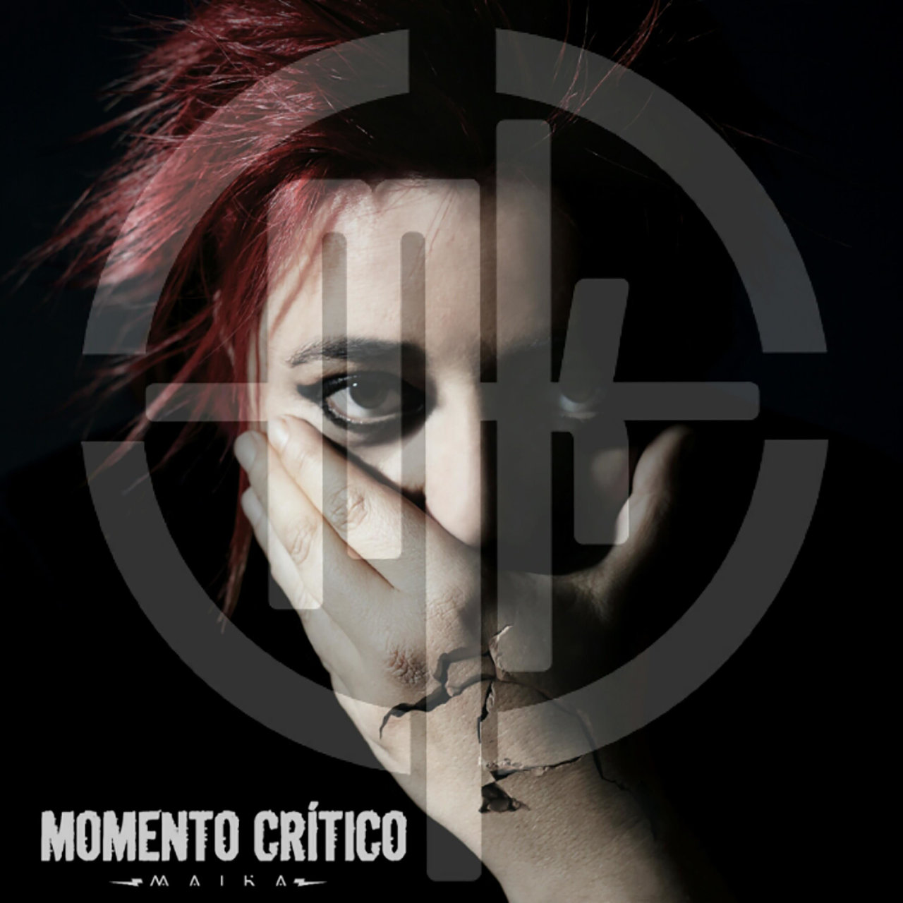 Maika Barbero — Momento Critico cover artwork