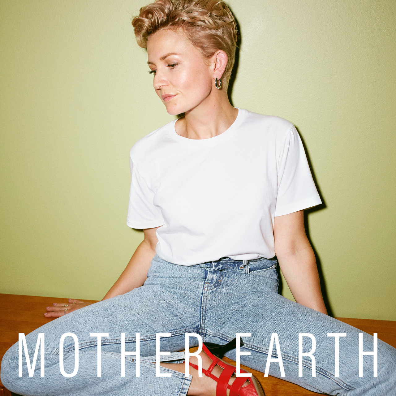 Stine Bramsen — Mother Earth cover artwork