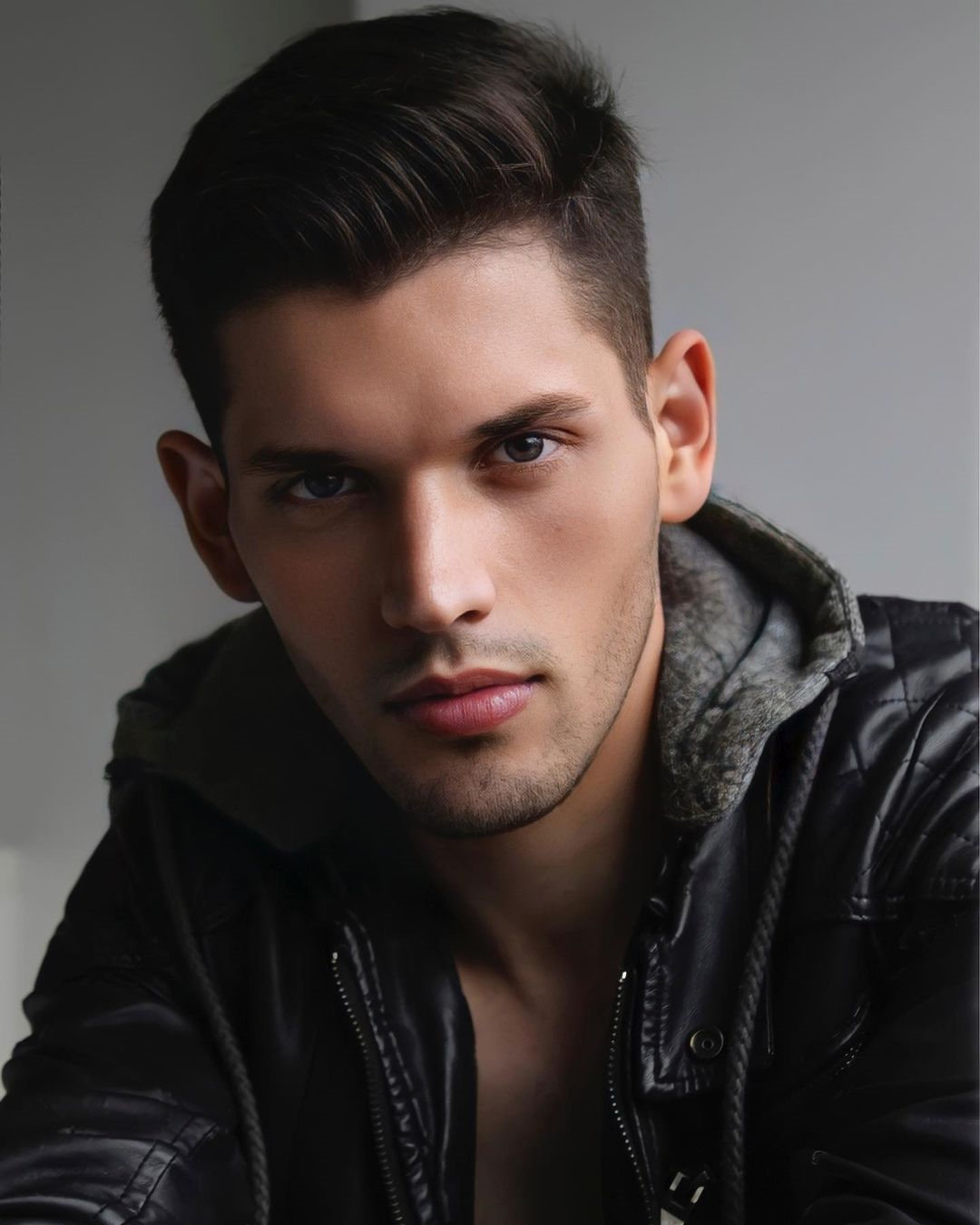 Oscar Caballero — Autobiografía cover artwork