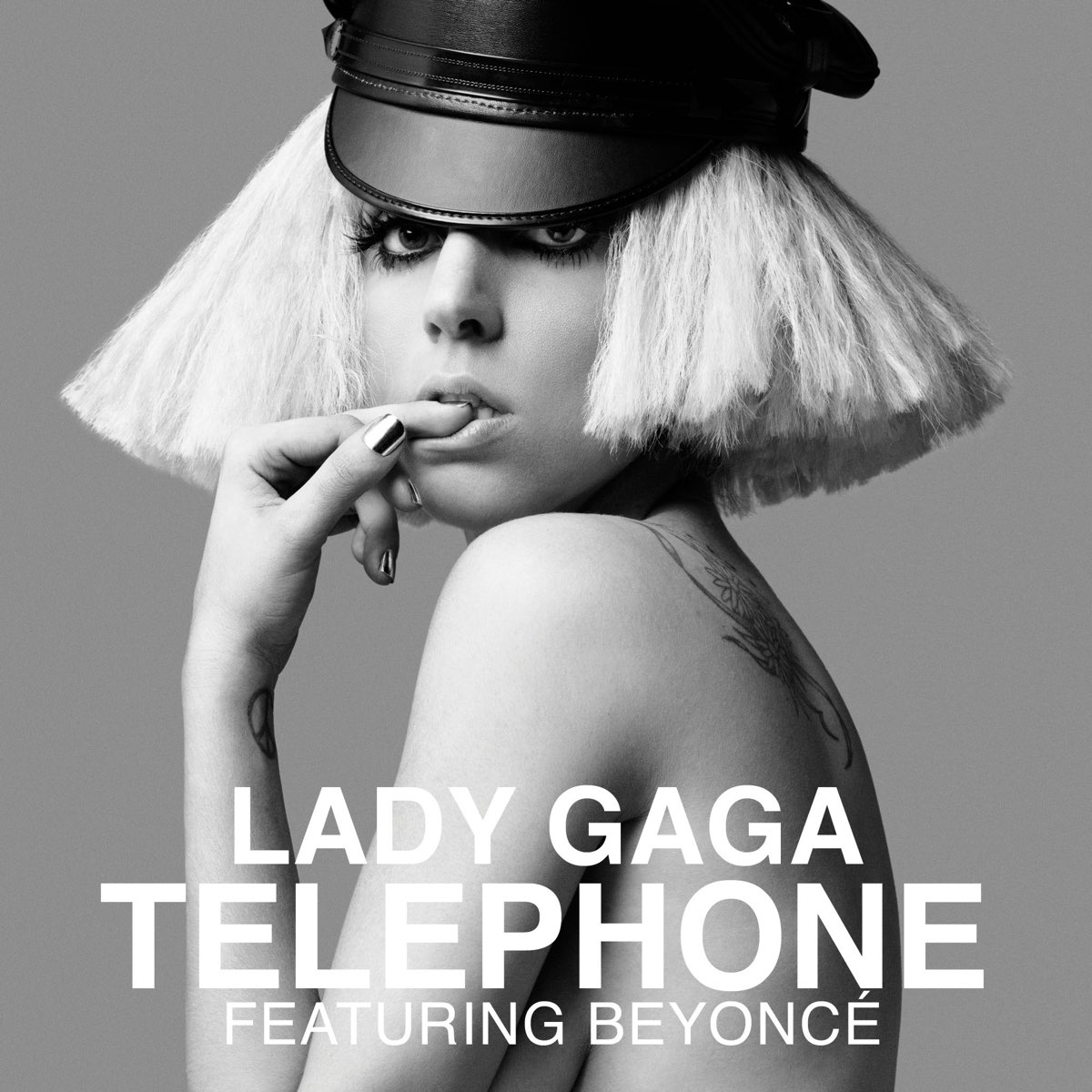 𝐿ady Gaga featuring 𝔅eyoncé — 𝒯elephone cover artwork