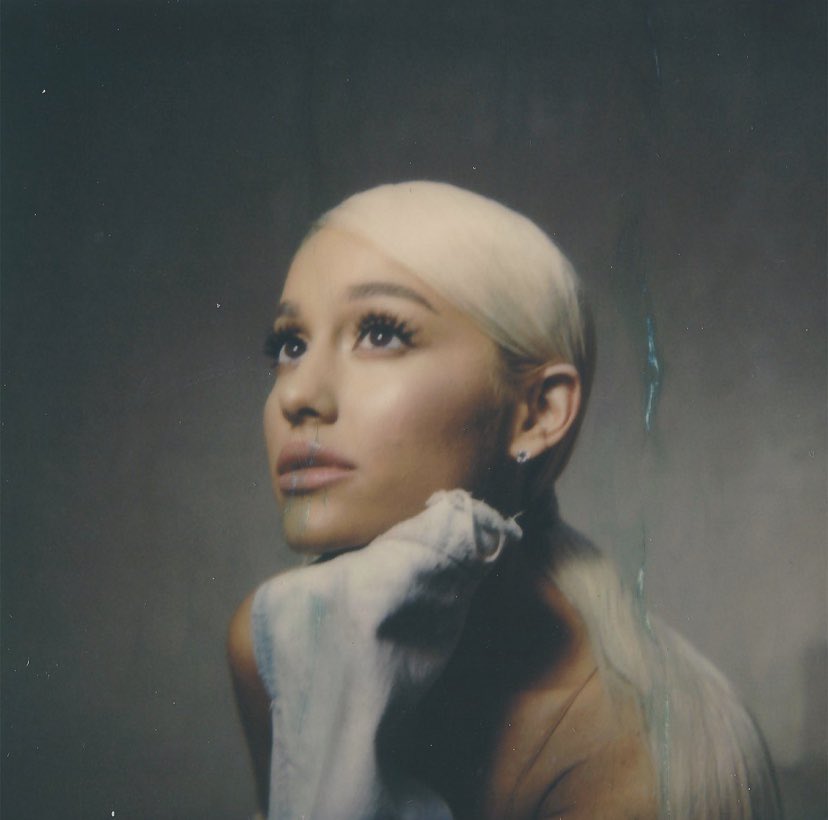 Ariana Grande — clarity cover artwork