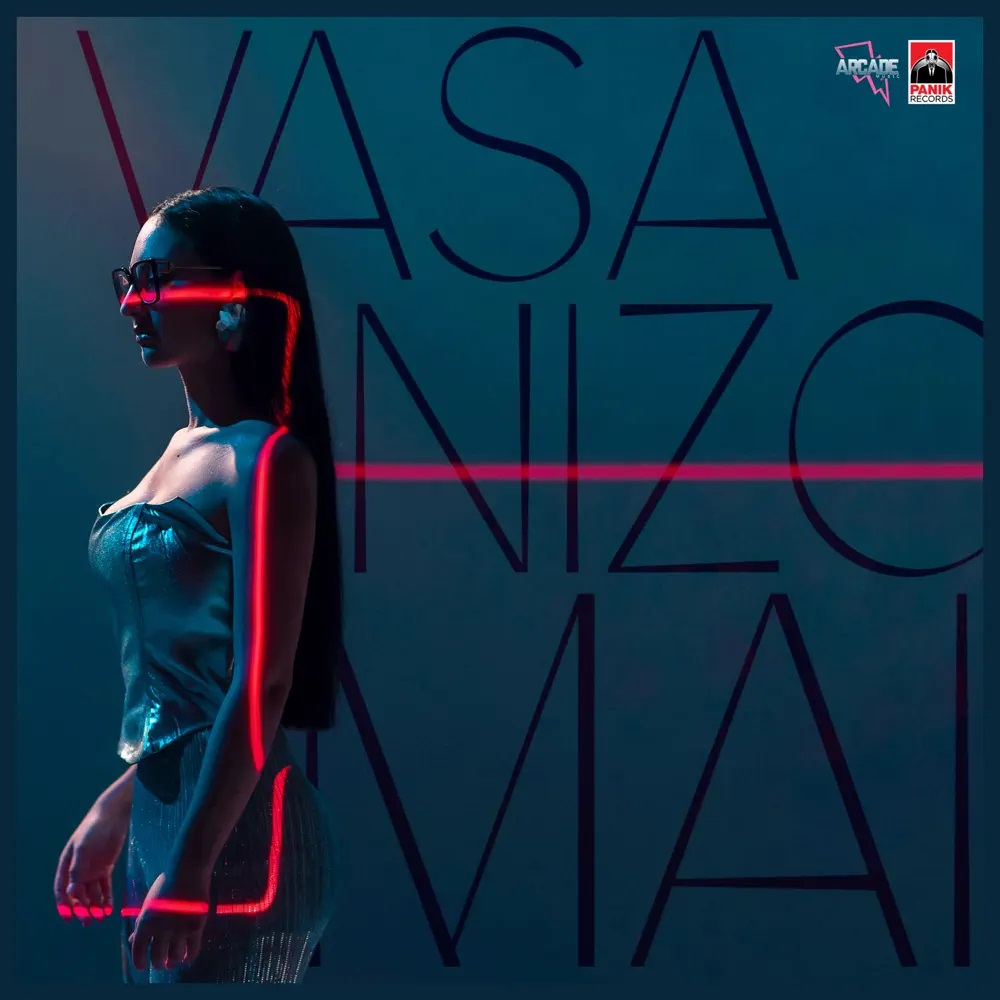 Klavdia Vasanizomai cover artwork