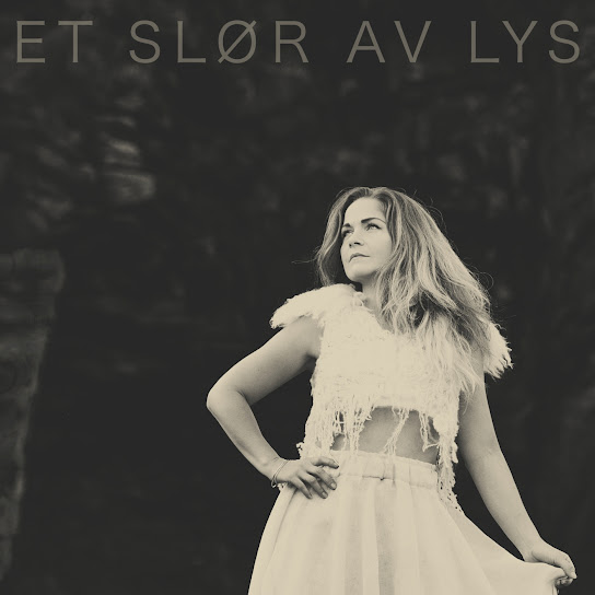 Line Dybedal — Et slør av lys cover artwork