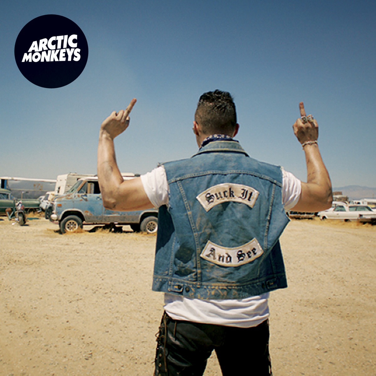 Arctic Monkeys — Suck It and See cover artwork