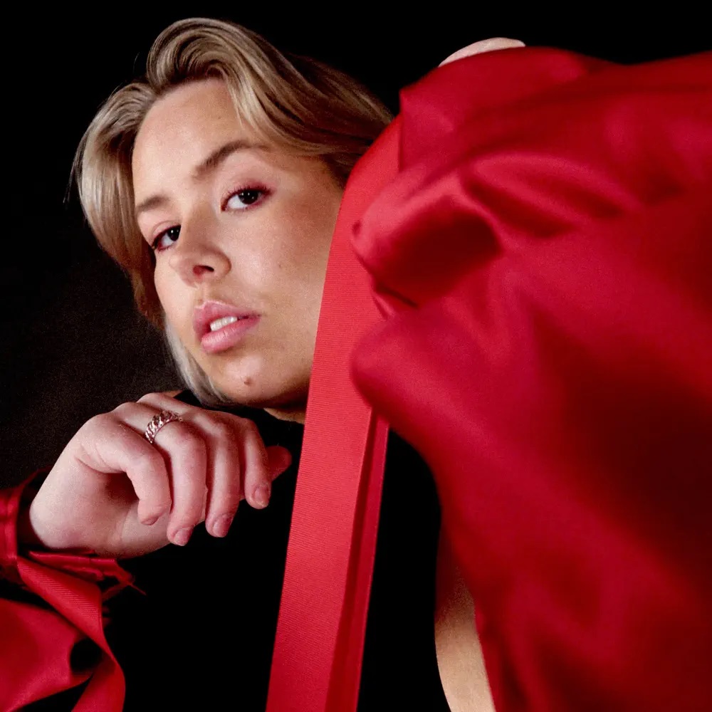 MAIH — Red Sleeves cover artwork