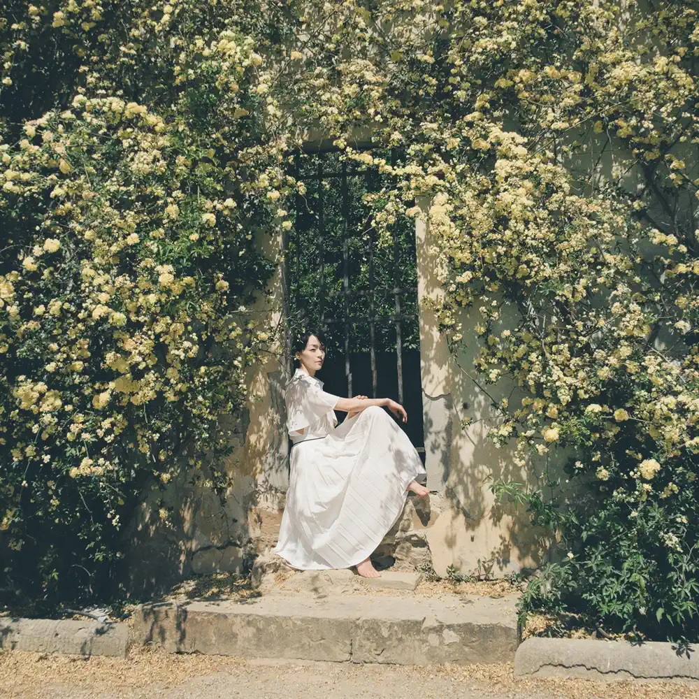 Kim Yuna — La Vie Rosée cover artwork
