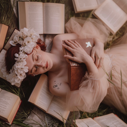 Peggy DEAR READER cover artwork