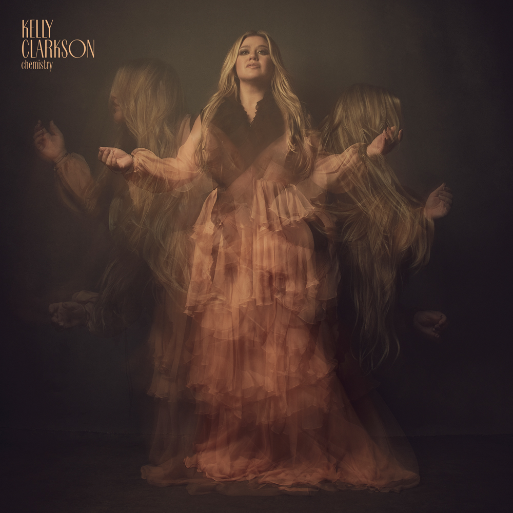 Kelly Clarkson — magic cover artwork
