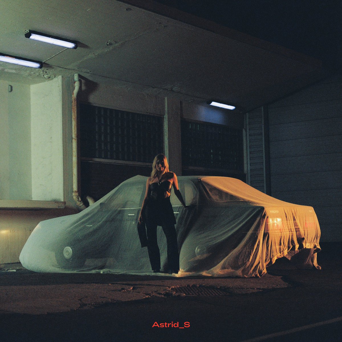 Astrid S — Joyride cover artwork