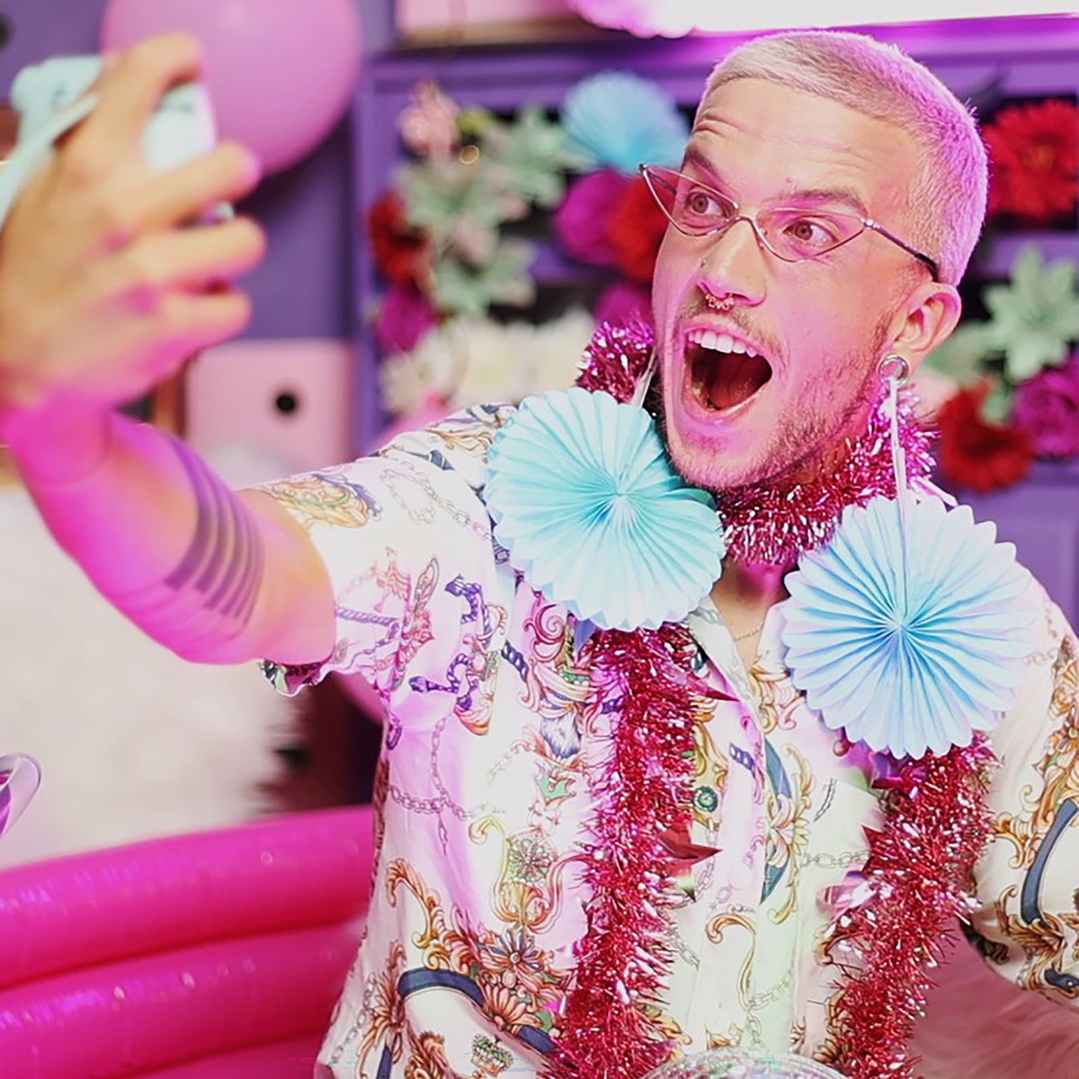 Baby Lasagna — Don&#039;t hate yourself, but don&#039;t love yourself too much cover artwork