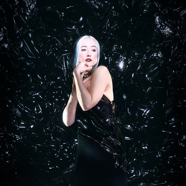 HAYLA — Freefall cover artwork