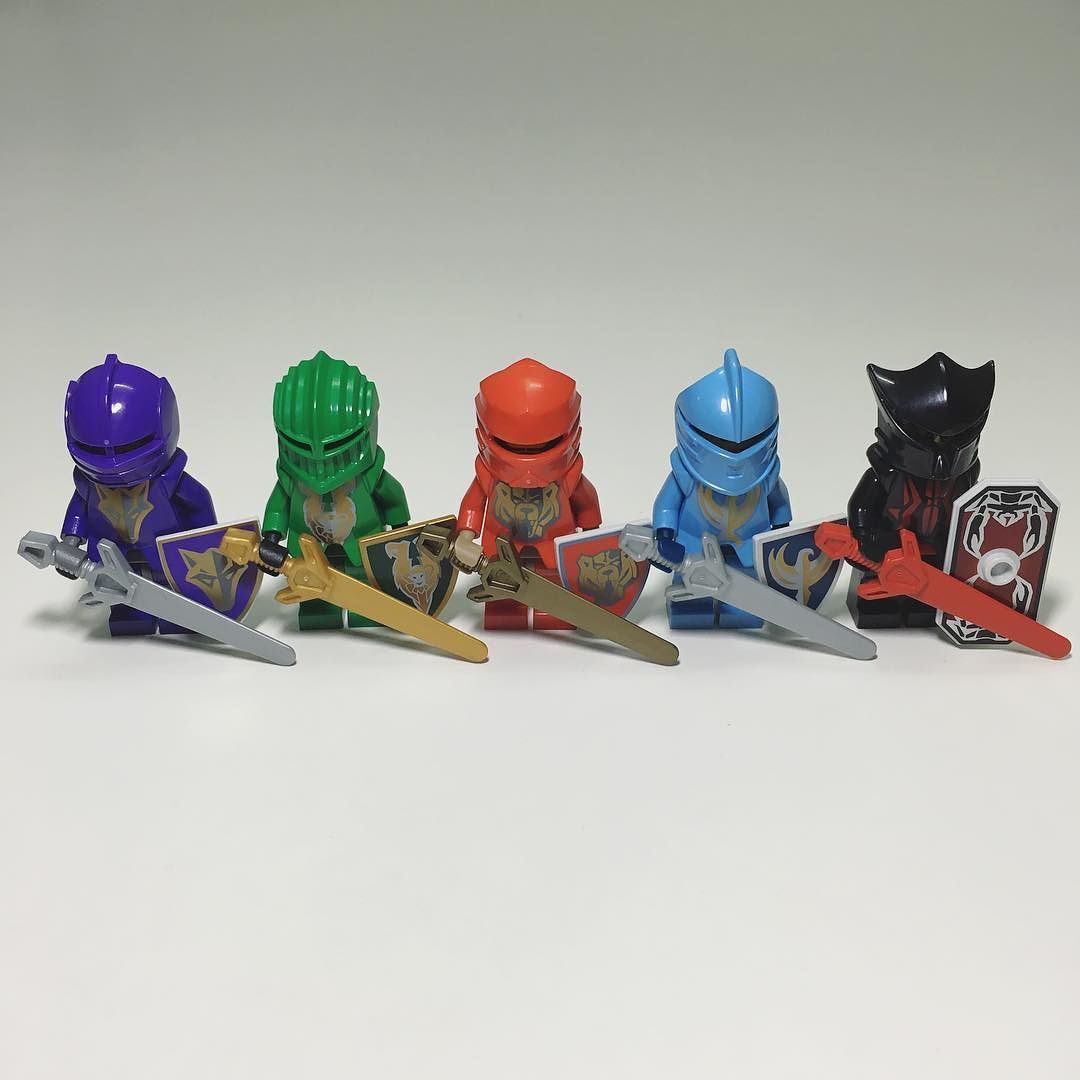 Mini Knights featuring Santis — Boulder Battle cover artwork