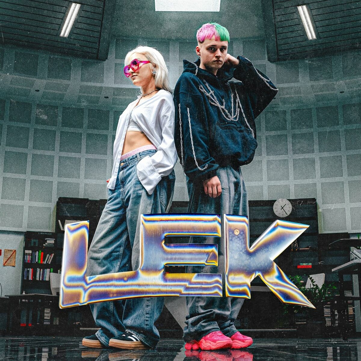 Qry featuring Hi Hania — LEK cover artwork