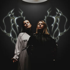 8Kays featuring Delhia de France — Human Nature cover artwork