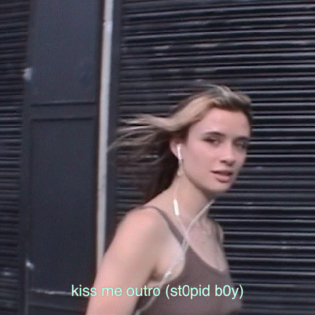 Kaeto — kiss me outro (st0pid b0y) cover artwork