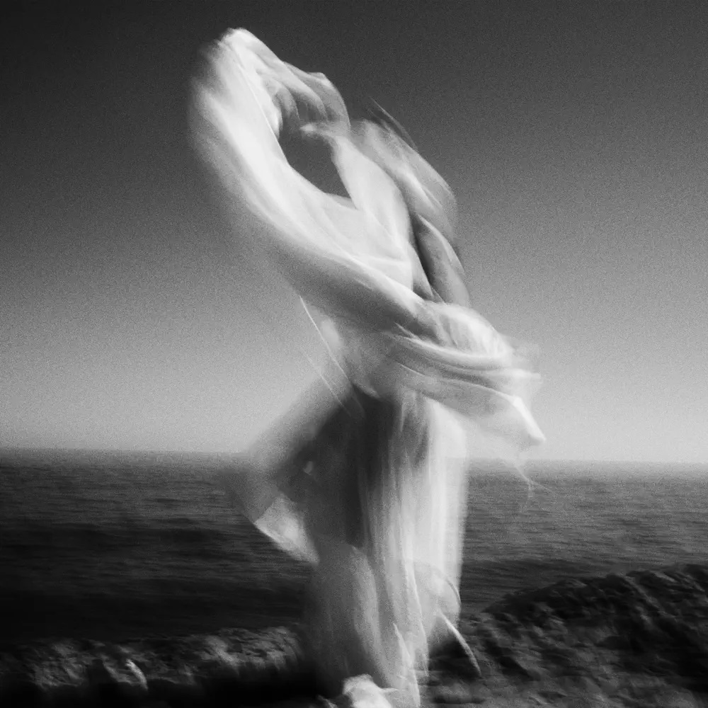 Camila Bañados — Viento cover artwork