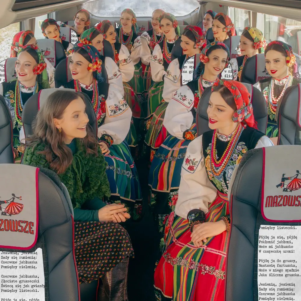 sanah & PZLPiT „Mazowsze” — Jesienią (M. Konopnicka) cover artwork