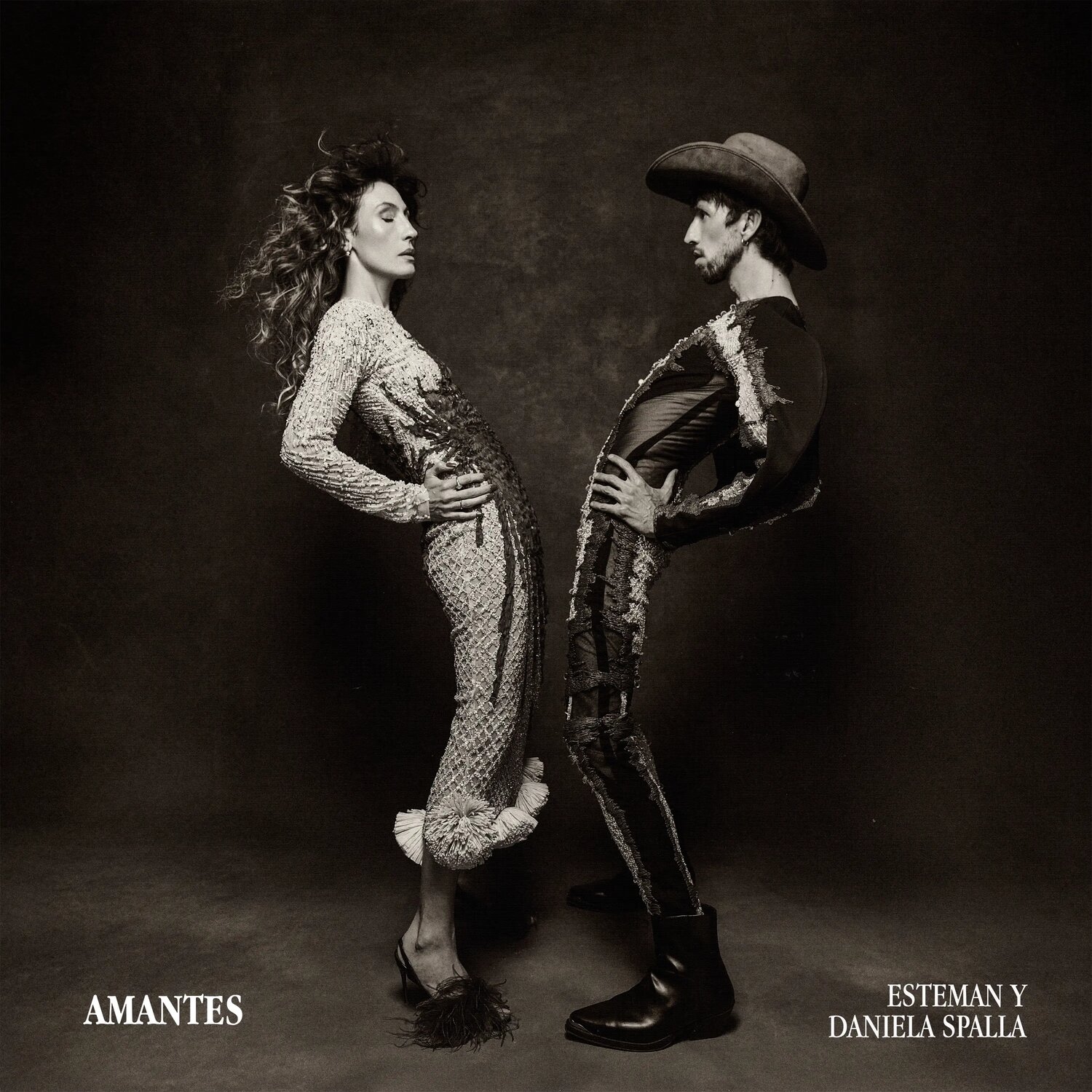 Esteman & Daniela Spalla — Amantes cover artwork