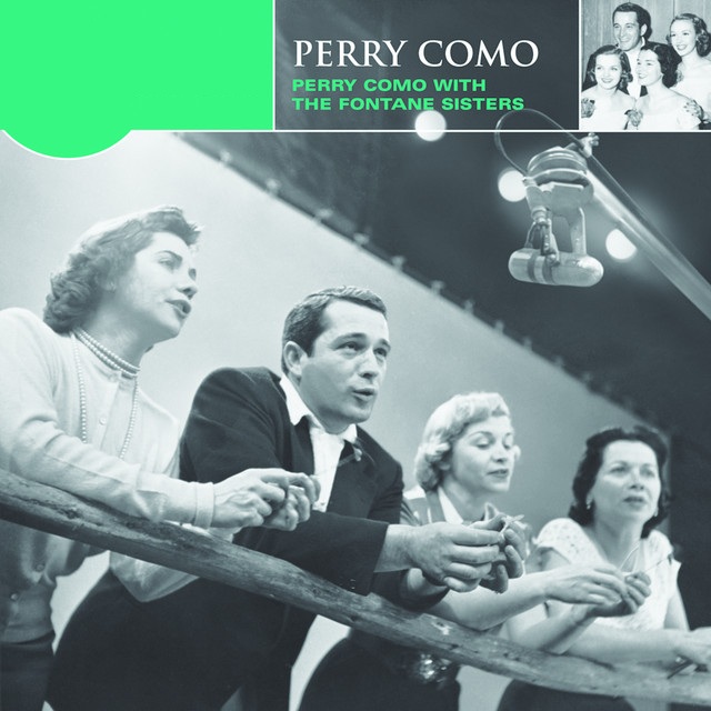 Perry Como & The Fontaine Sisters — A Dreamer&#039;s Holiday cover artwork
