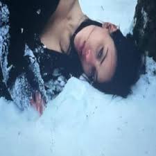 lluciux watch me drown cover artwork