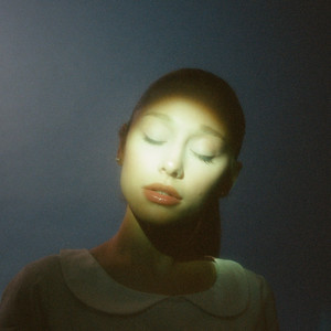 Ariana Grande — dandelion cover artwork