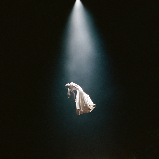 Ariana Grande — dandelion cover artwork