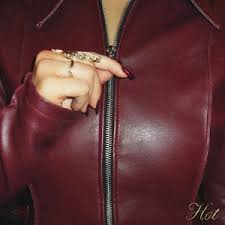 Deja Vu — HOT cover artwork