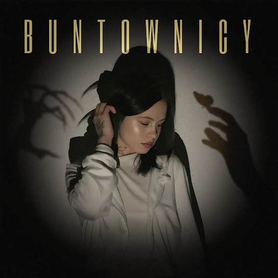 Mayday — Buntownicy cover artwork