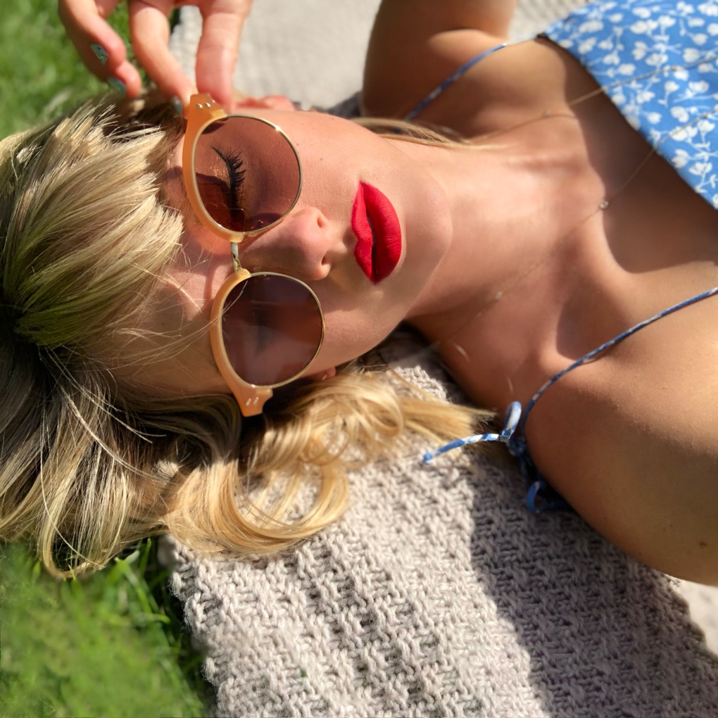 Taylor Swift — Cruel Summer cover artwork