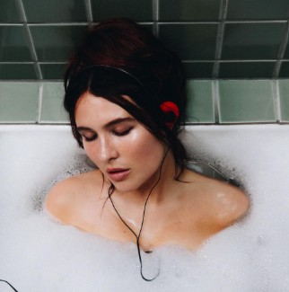 Mimi Webb — Love Language cover artwork