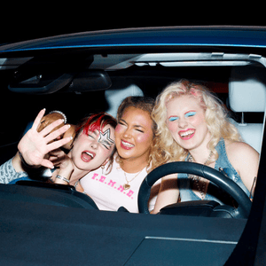Meg Smith featuring Molly Grace & MARIS — Girls Just Wanna Be Famous(er) cover artwork