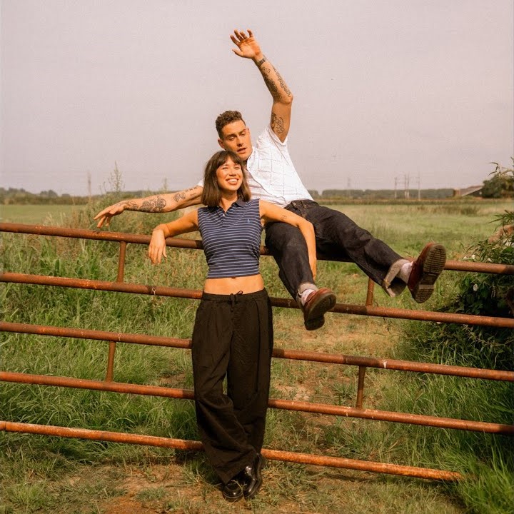 MEAU & Douwe Bob — Nog Even Blijven cover artwork