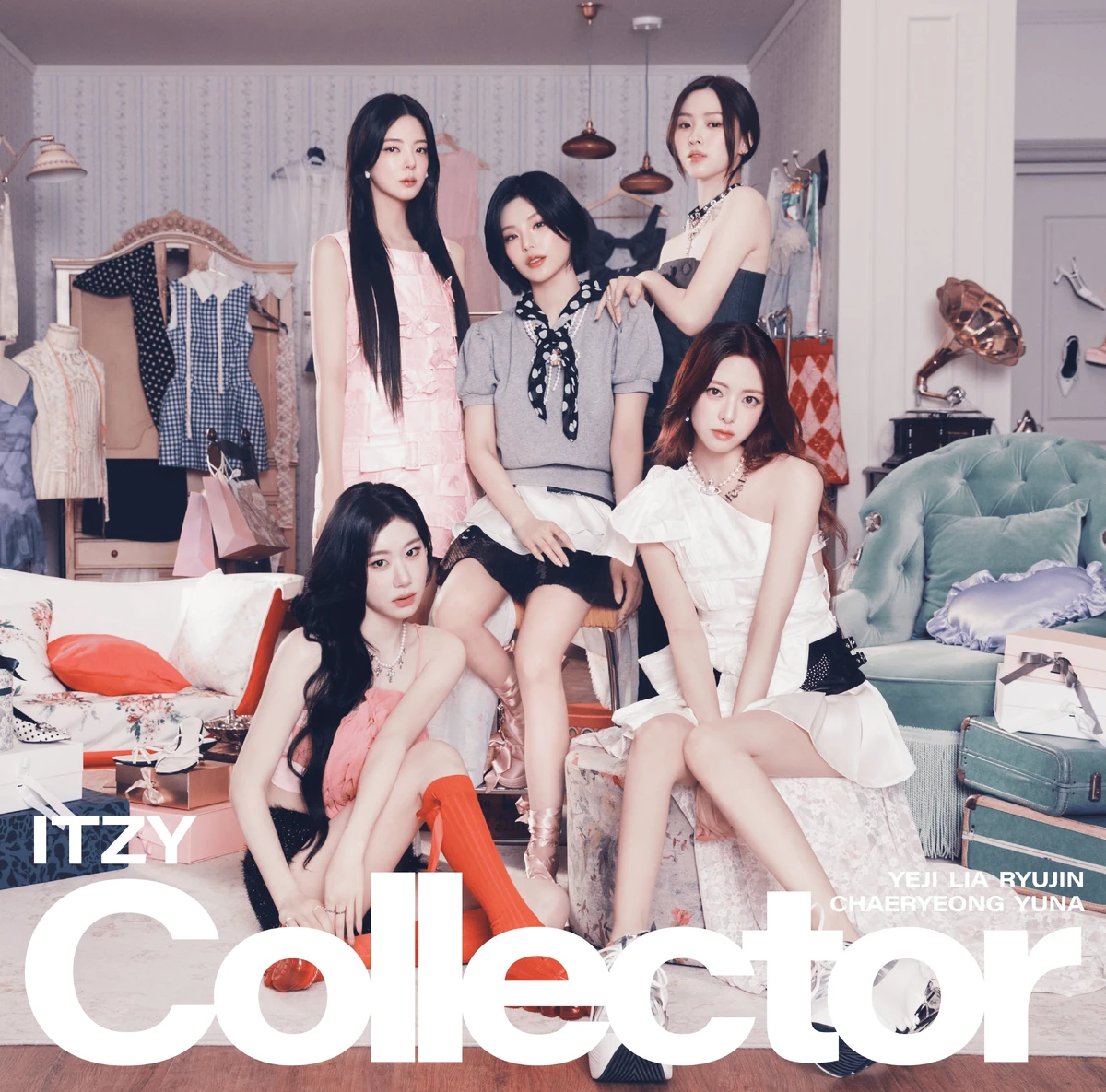 ITZY Collector cover artwork