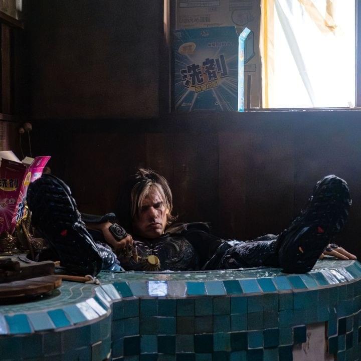 Orelsan La Fuite En Avant cover artwork