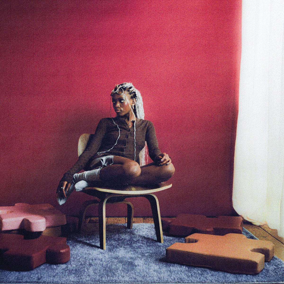 Hannah Jadagu Describe cover artwork