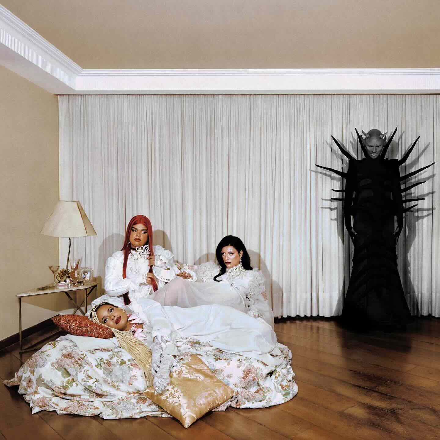 Katy da Voz e as abusadas A VISITA cover artwork