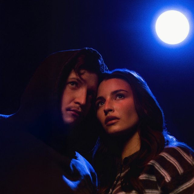 Julia Wieniawa ft. featuring Maciej Musiałowski Chcę więcej cover artwork