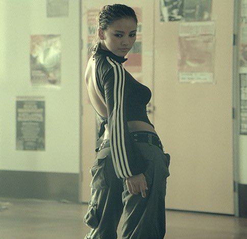 Lee Hyori Anymotion - Single cover artwork