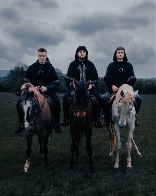 Chasing Abbey — Seachain cover artwork