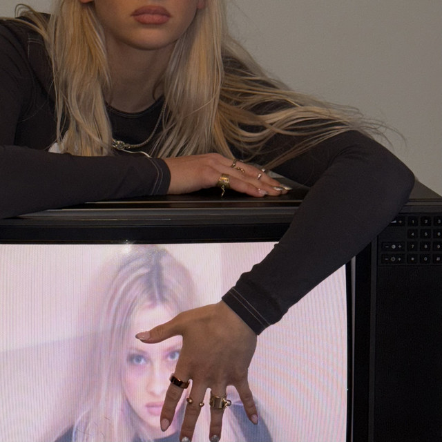 Aliisa Syrjä — Hullu nainen cover artwork