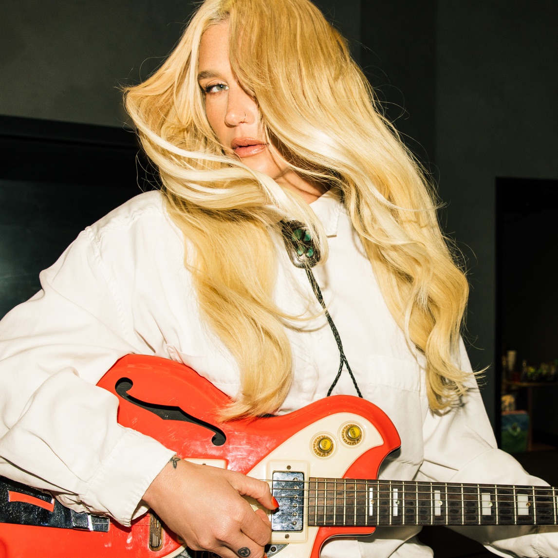Kesha — Holiday Road cover artwork