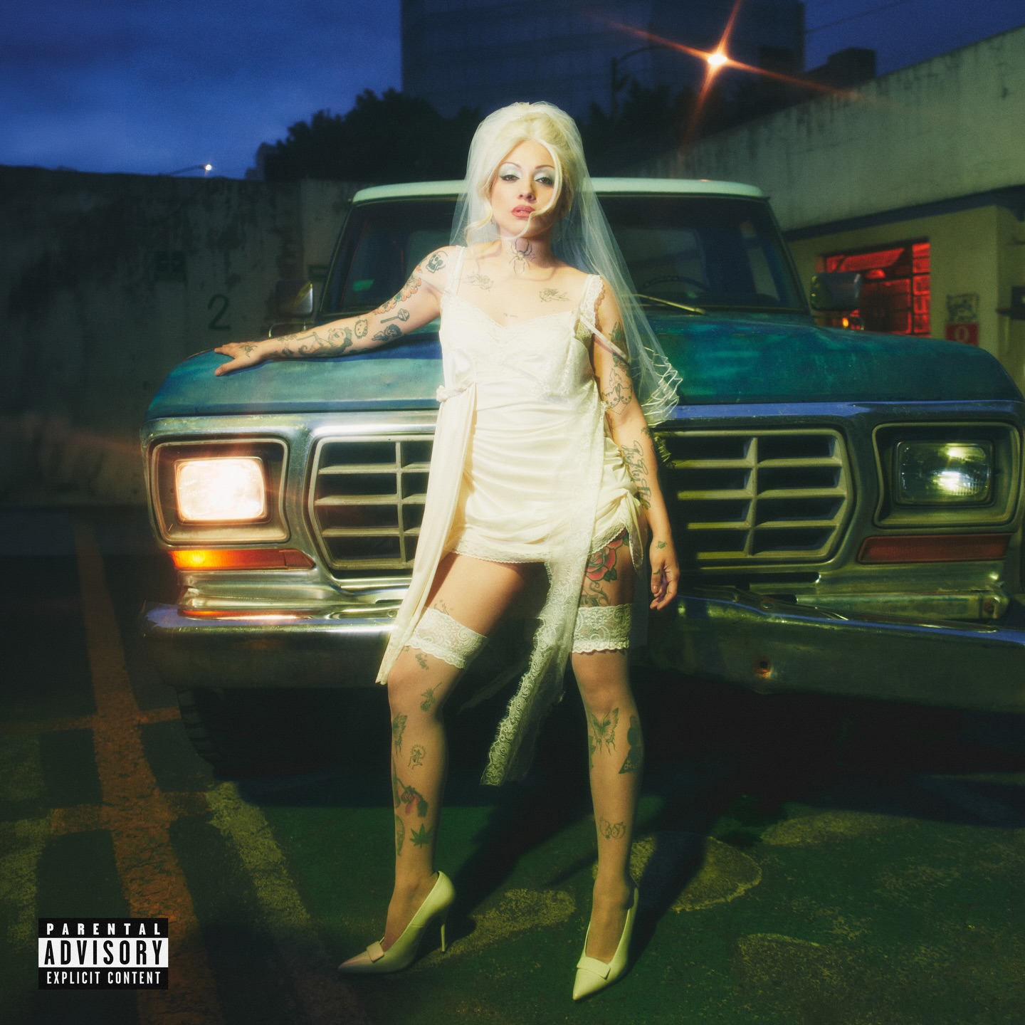 Mon Laferte — A Pesar De Ti y De Mi cover artwork