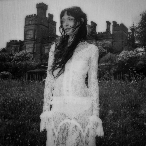 Holly Humberstone — it’s just White Noise cover artwork