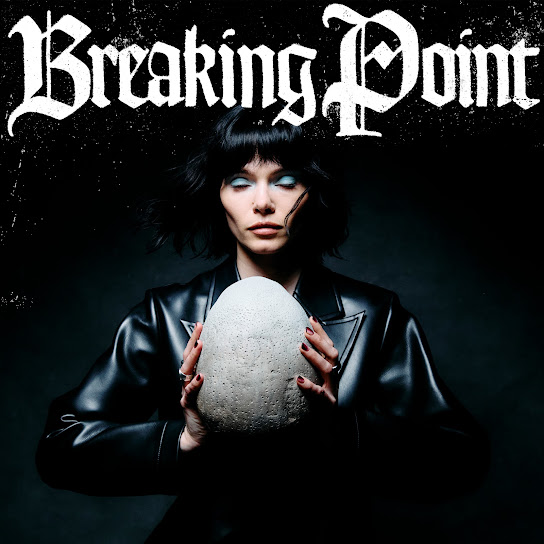 Winona Oak — Breaking Point cover artwork